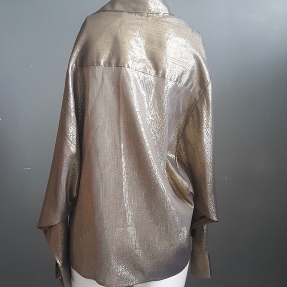 Elizabeth and James Dolman Sleeve Batwing Gold Top - Picture 11 of 11